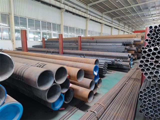 兴和高压Q345B无缝钢管